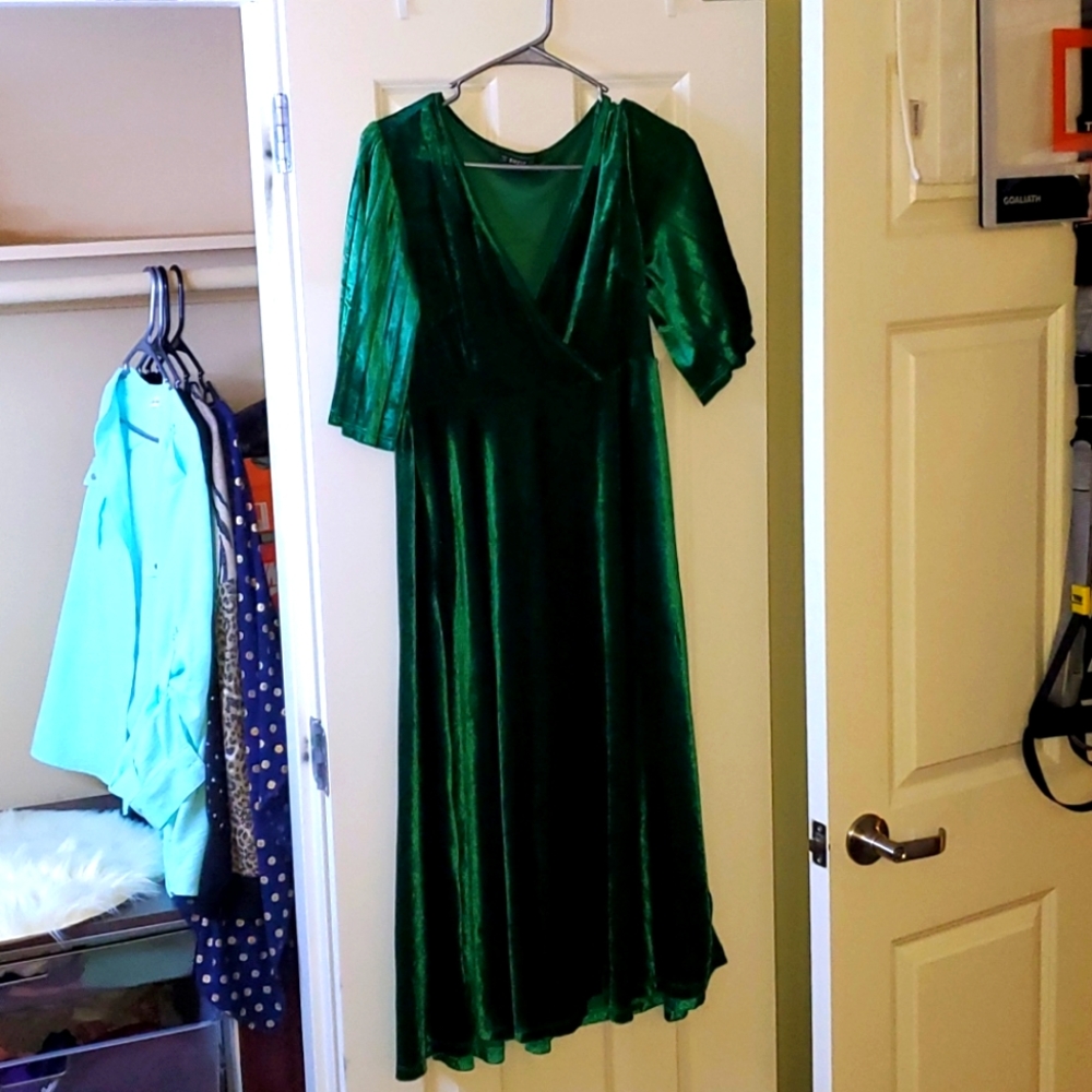 Evening Dress Green Velvet Velour